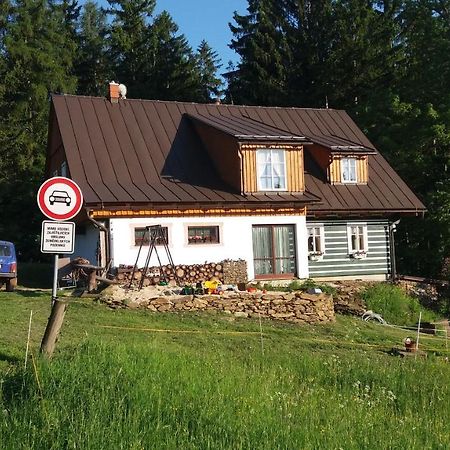Byt Knezice U Vrchlabi Luaran gambar